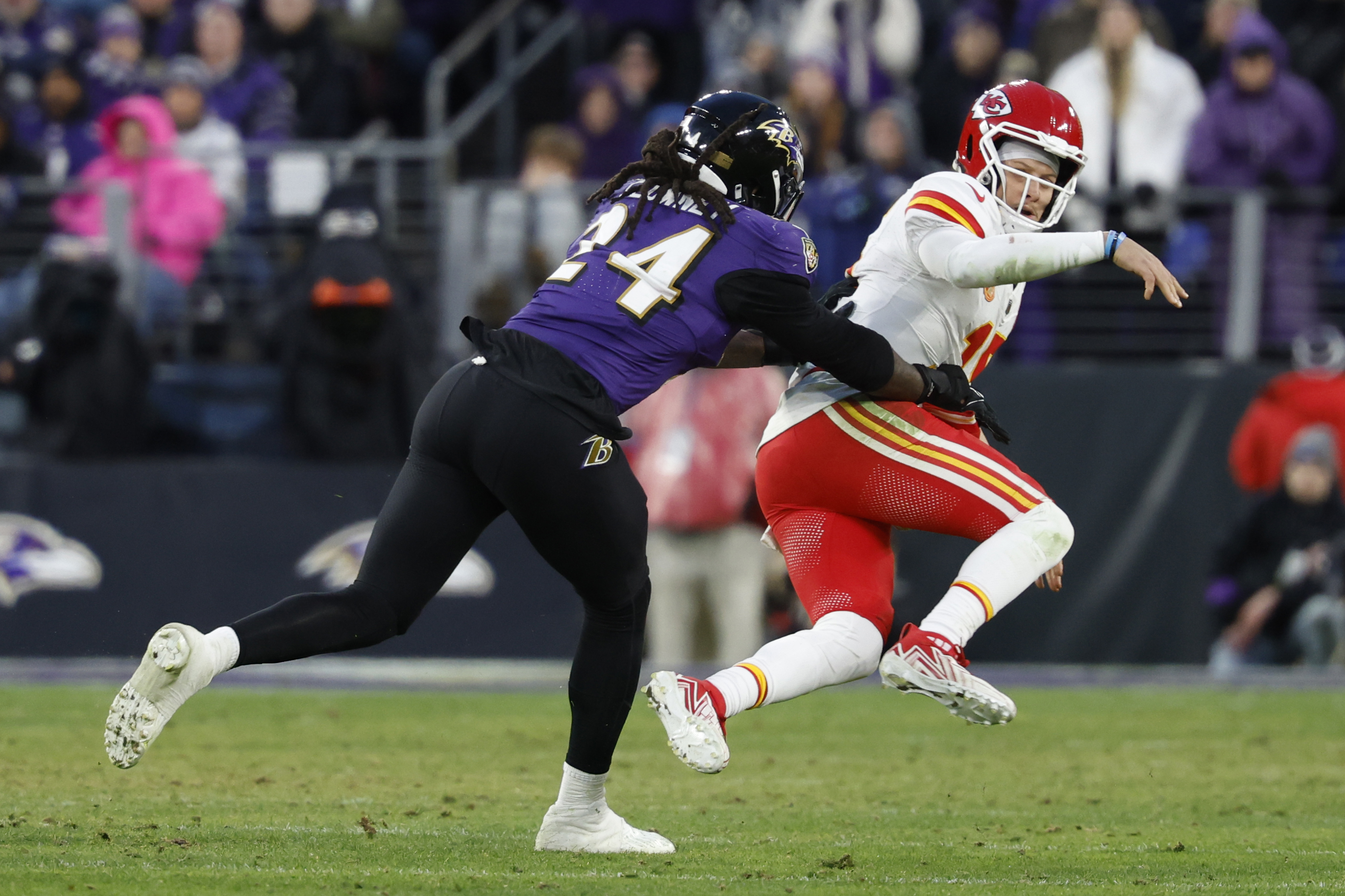 Patrick Mahomes Jadeveon Clowney